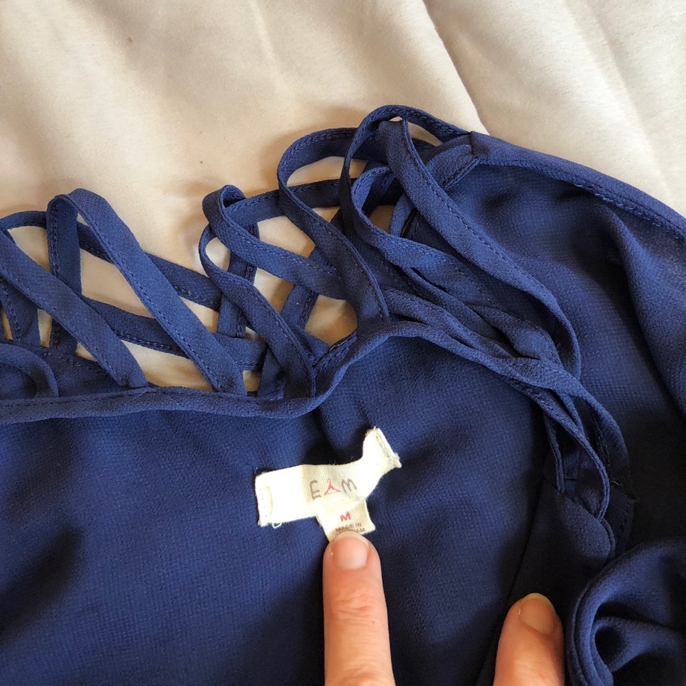 Blue top - Picture 3 of 3